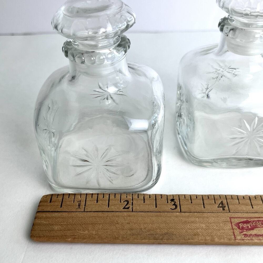 Set of 2 Small Apothecary Jars Square Clear Glass w/ Stopper 4" Starburst Design - Picture 8 of 8